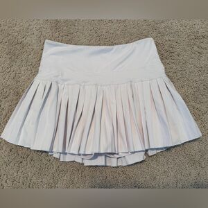 Goldhinge White Pleated Mini Skirt